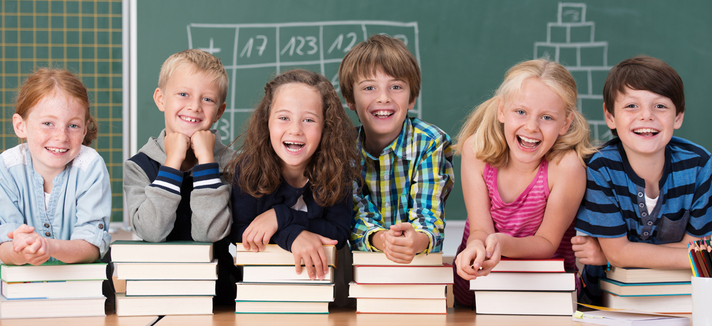 Schulbücher©AdobeStock_contrastwerkstatt